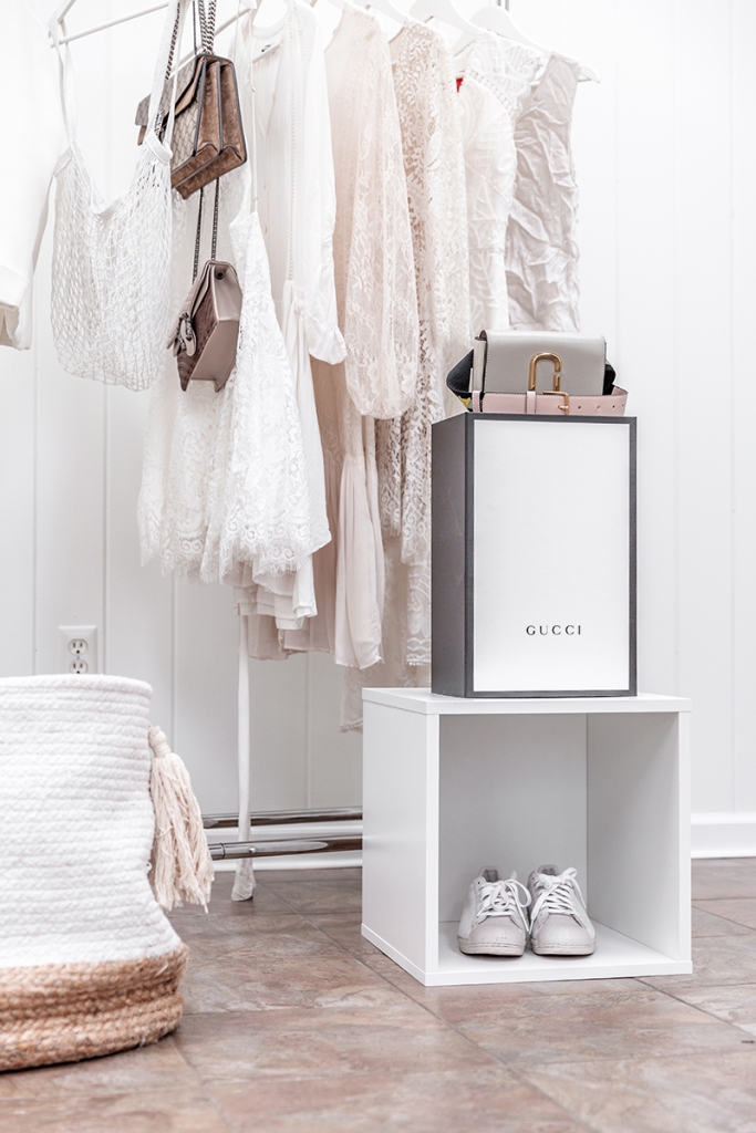fashion blogger's minimalist capsule wardrobe